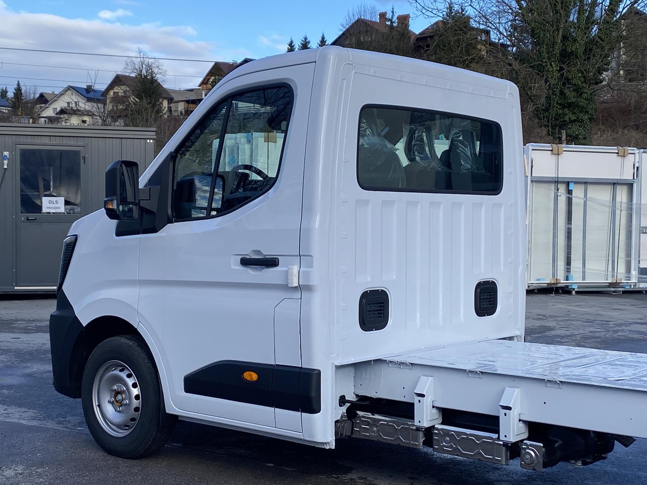 RENAULT NEW MASTER L3 170PS 1+2 PRITSCHE PLANE 4300MM - Curtain side van: picture 3 RENAULT NEW MASTER L3 170PS 1+2 PRITSCHE PLANE 4300MM - Curtain side van: picture 3