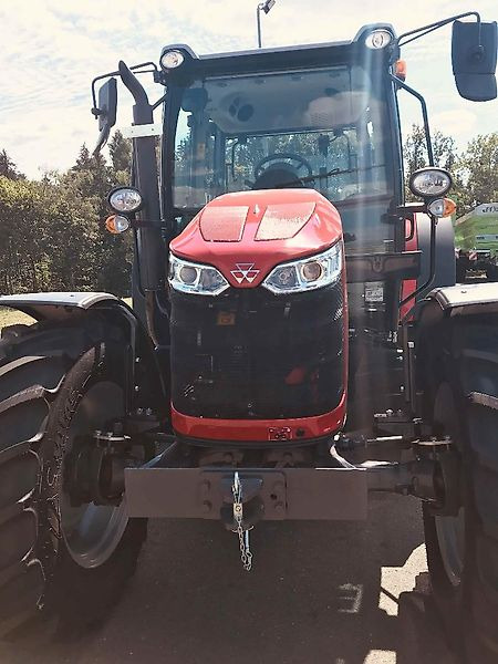 Massey Ferguson MF 5709 M Dyna-4 - Farm tractor: picture 2 Massey Ferguson MF 5709 M Dyna-4 - Farm tractor: picture 2