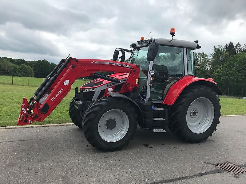 Massey Ferguson MF 5S.145 Dyna-6 "Efficient" - Farm tractor: picture 2 Massey Ferguson MF 5S.145 Dyna-6 "Efficient" - Farm tractor: picture 2