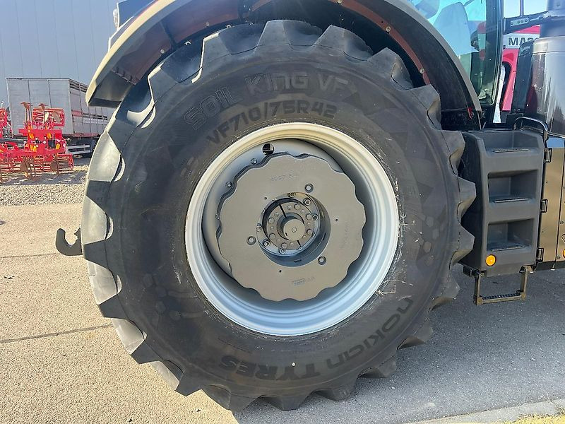 New Farm tractor Massey Ferguson MF 8740 S "Exclusive Ausstattung": picture 8 New Farm tractor Massey Ferguson MF 8740 S "Exclusive Ausstattung": picture 8