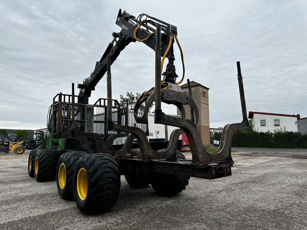 Forwarder John Deere 1210E 10m CF710 KRAN: picture 6