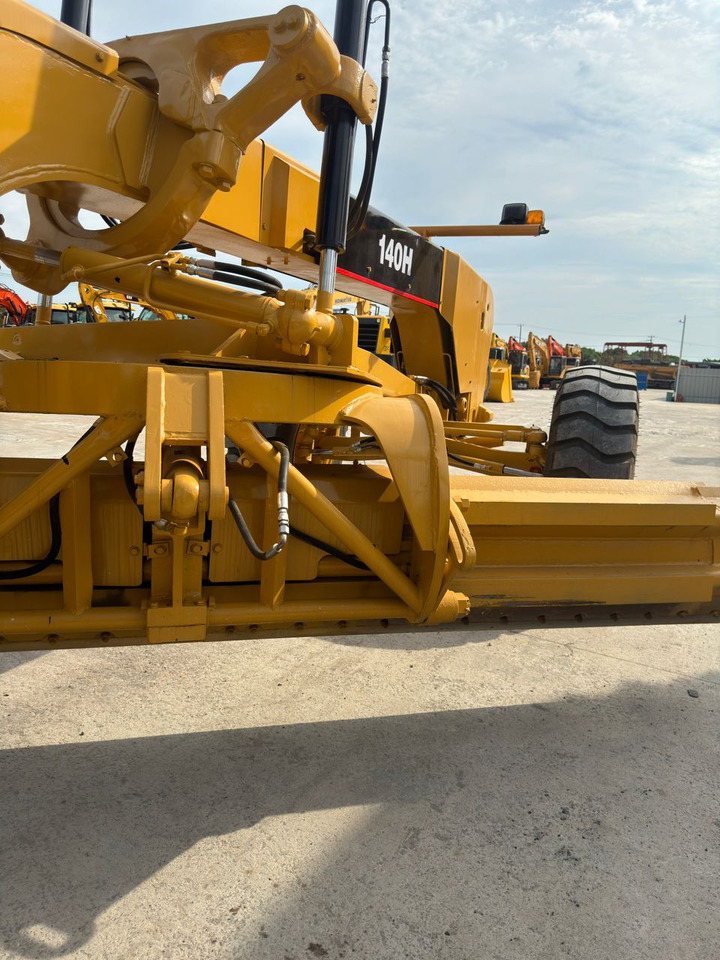 Leasing of Caterpillar CAT 140 140H 140K Used Grader Secondhand Motor Grader in High Quality Caterpillar CAT 140 140H 140K Used Grader Secondhand Motor Grader in High Quality: picture 13