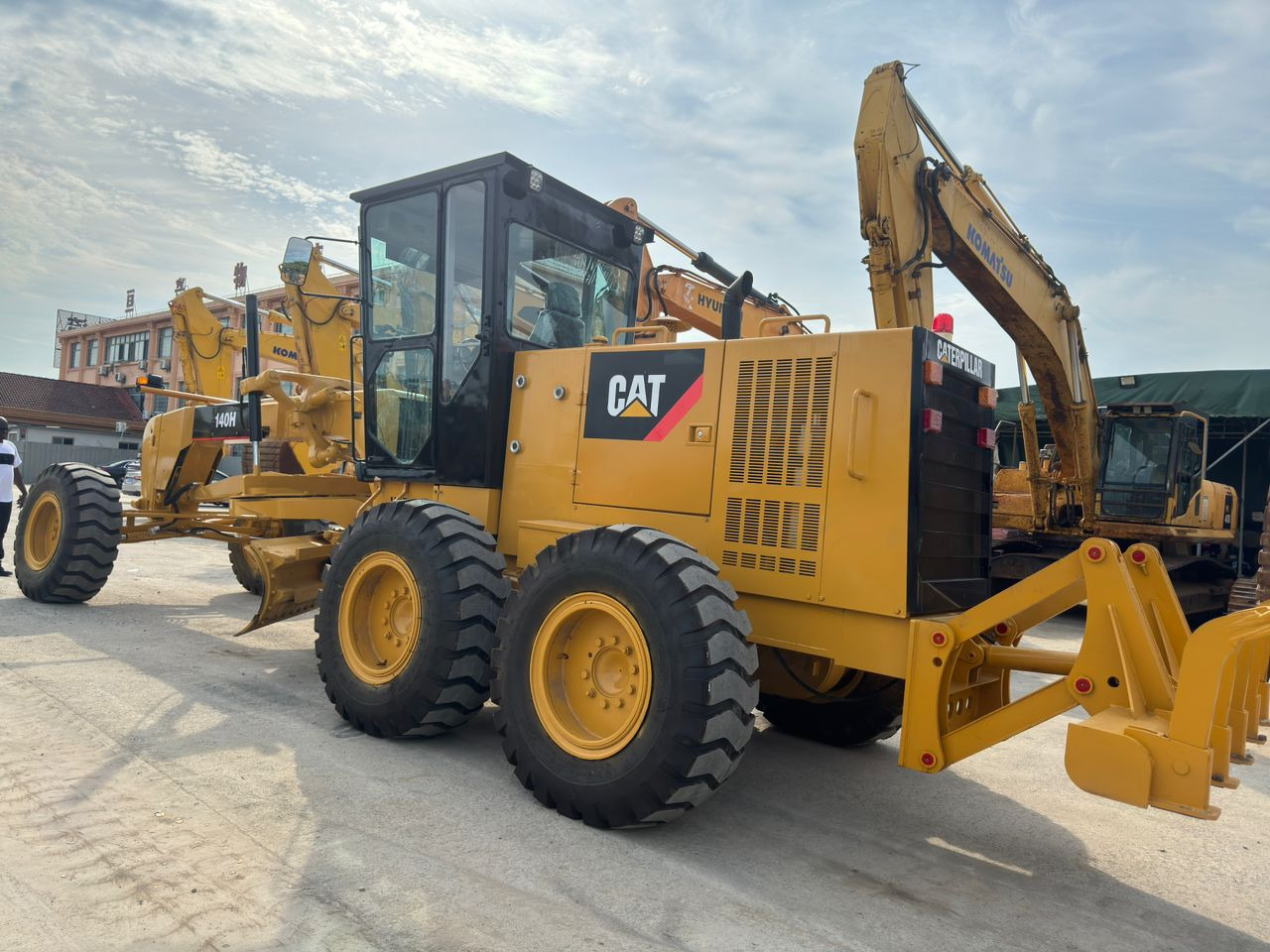 Caterpillar CAT 140 140H 140K Used Grader Secondhand Motor Grader in High Quality - Grader: picture 1 Caterpillar CAT 140 140H 140K Used Grader Secondhand Motor Grader in High Quality - Grader: picture 1