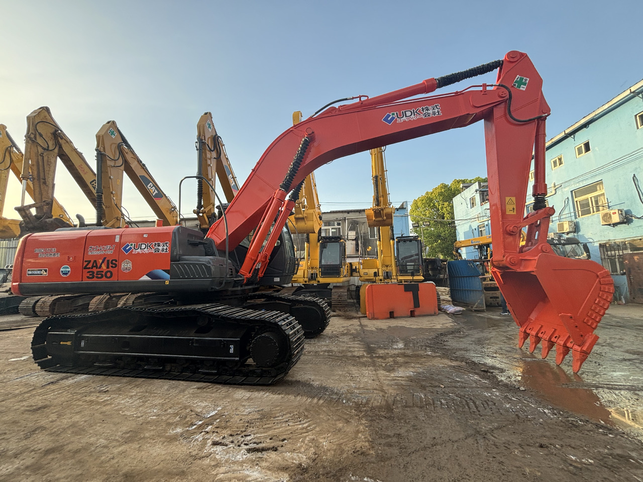 Hitachi ZX350 Used Excavator Hitachi 35 ton Secondhand Crawler Excavators Zx60 zx70 Zx120 Zx130 zx210 zx240 Zx300 zx850 - Crawler excavator: picture 4 Hitachi ZX350 Used Excavator Hitachi 35 ton Secondhand Crawler Excavators Zx60 zx70 Zx120 Zx130 zx210 zx240 Zx300 zx850 - Crawler excavator: picture 4