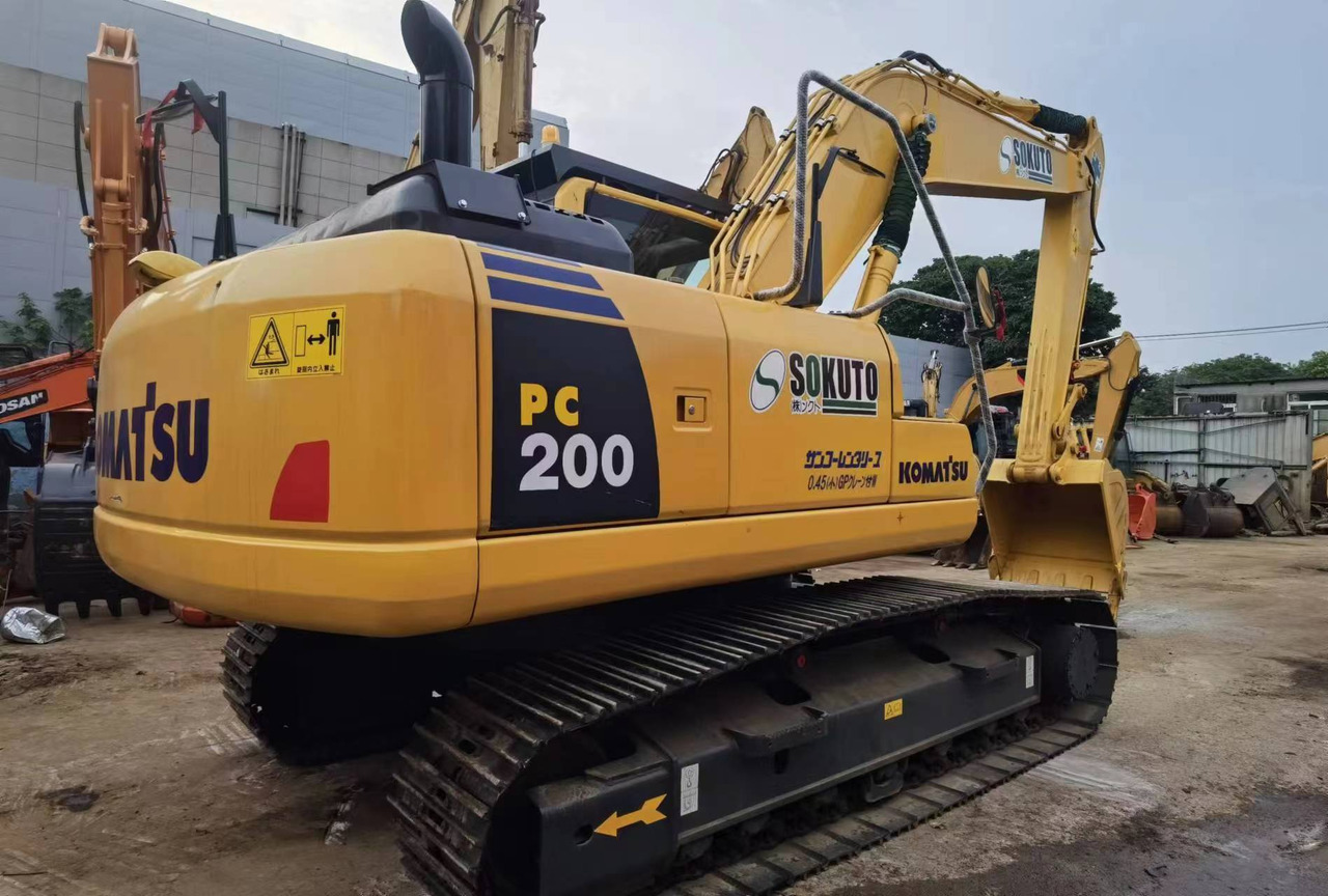 Komatsu PC200 PC210 PC220 Used Excavator Crawler Hydraulic High Quality Secondhand Excavator for Sale - Crawler excavator: picture 5 Komatsu PC200 PC210 PC220 Used Excavator Crawler Hydraulic High Quality Secondhand Excavator for Sale - Crawler excavator: picture 5