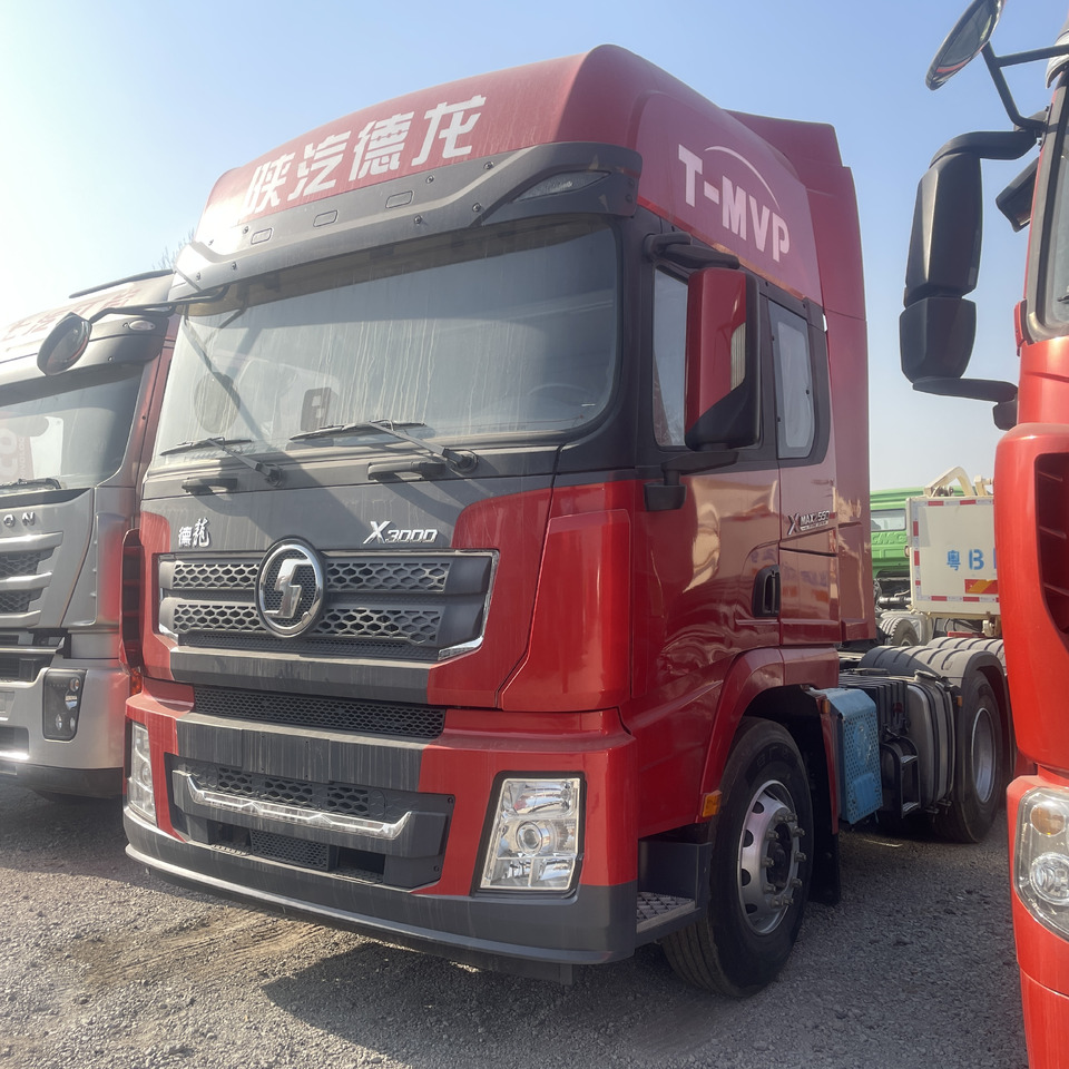 Shacman New or Used  (6*4) ,(8*2) (8*4)Semi Truck Head Tractor Head Tipper Head - Tractor unit: picture 4 Shacman New or Used  (6*4) ,(8*2) (8*4)Semi Truck Head Tractor Head Tipper Head - Tractor unit: picture 4