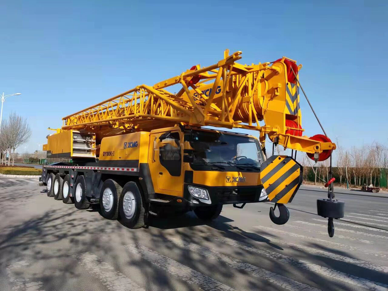 XCMG 100 Ton QY100K-II Used Truck Crane with Telescopic Boom 68M for Sale - Mobile crane: picture 2 XCMG 100 Ton QY100K-II Used Truck Crane with Telescopic Boom 68M for Sale - Mobile crane: picture 2