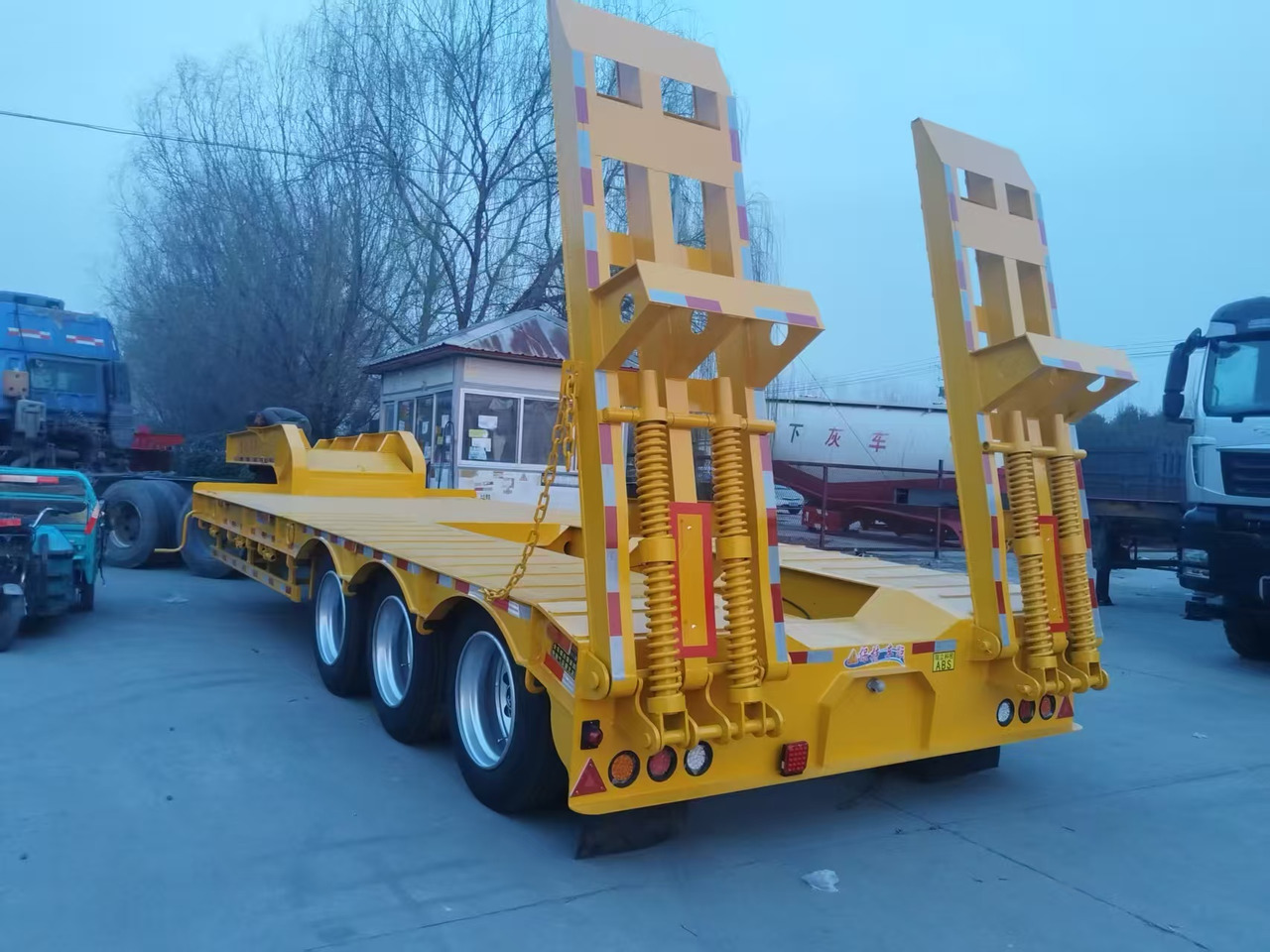 New Low loader semi-trailer ZHICHENG Semi Flat Bed Low Bed in length 8M, 10M, 12M, 14M,16M: picture 24