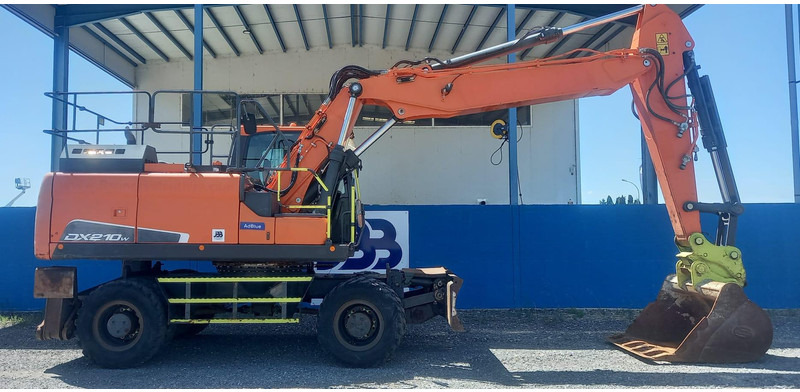 Doosan DX210W-5 - Wheel excavator: picture 5 Doosan DX210W-5 - Wheel excavator: picture 5