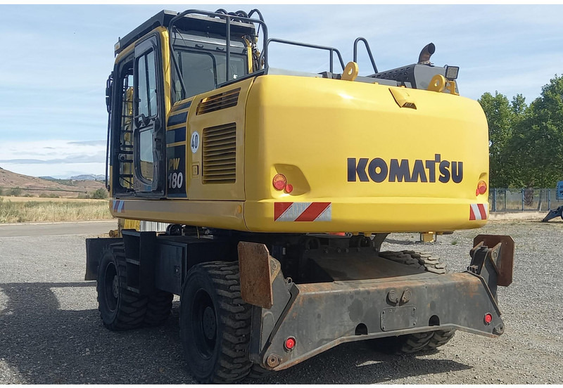 Komatsu PW180-10 - Wheel excavator: picture 4 Komatsu PW180-10 - Wheel excavator: picture 4