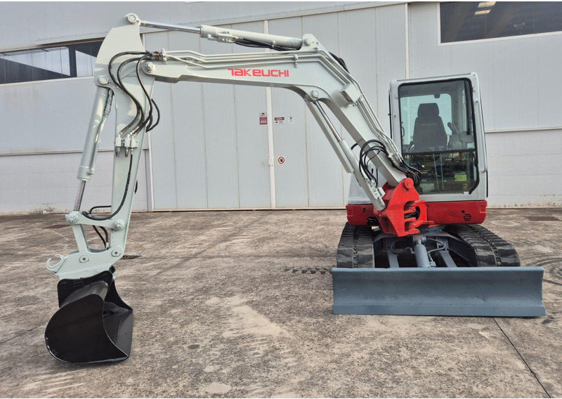 Takeuchi TB250 - Mini excavator: picture 4 Takeuchi TB250 - Mini excavator: picture 4