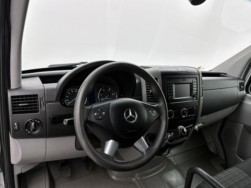 Mercedes-Benz Sprinter 314 2.2 CDI L3H2 Euro 6 Navigatie Betimmering Alarm klasse 3 Sidebars Achteruitrijcamera - Panel van: picture 5 Mercedes-Benz Sprinter 314 2.2 CDI L3H2 Euro 6 Navigatie Betimmering Alarm klasse 3 Sidebars Achteruitrijcamera - Panel van: picture 5