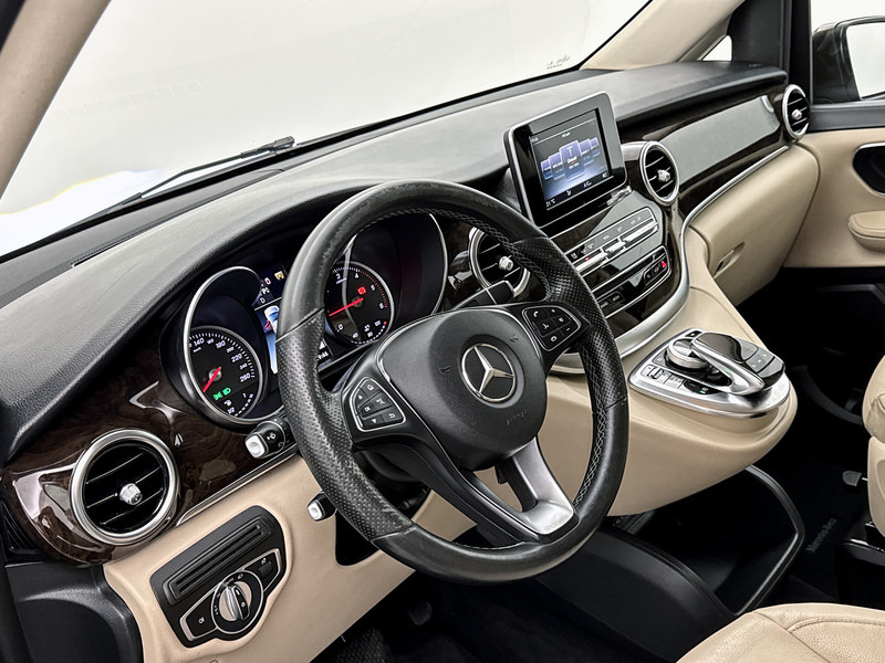 Mercedes-Benz V-Klasse 220d 4-MATIC Lang DC Leder Dubbele cabine Camera Led 4x4 - Small van, Crew cab van: picture 5 Mercedes-Benz V-Klasse 220d 4-MATIC Lang DC Leder Dubbele cabine Camera Led 4x4 - Small van, Crew cab van: picture 5