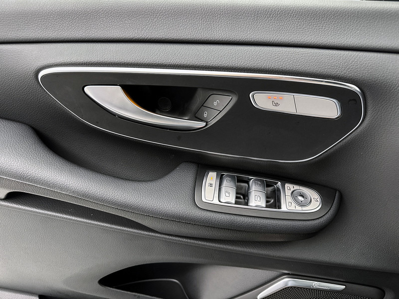 Leasing of Mercedes-Benz V-Klasse 250d 4-MATIC Extra-Lang AMG Dubbele Cabine Elektrische schuifdeuren Distronic Burmester Trekhaak afneembaar 2500kg Mercedes-Benz V-Klasse 250d 4-MATIC Extra-Lang AMG Dubbele Cabine Elektrische schuifdeuren Distronic Burmester Trekhaak afneembaar 2500kg: picture 16