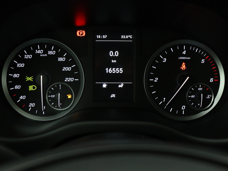 Mercedes-Benz Vito 110 CDI Lang Navigatie Achteruitrijcamera Apple Carplay/Android Auto Cruise Control Betimmering - Small van: picture 5 Mercedes-Benz Vito 110 CDI Lang Navigatie Achteruitrijcamera Apple Carplay/Android Auto Cruise Control Betimmering - Small van: picture 5