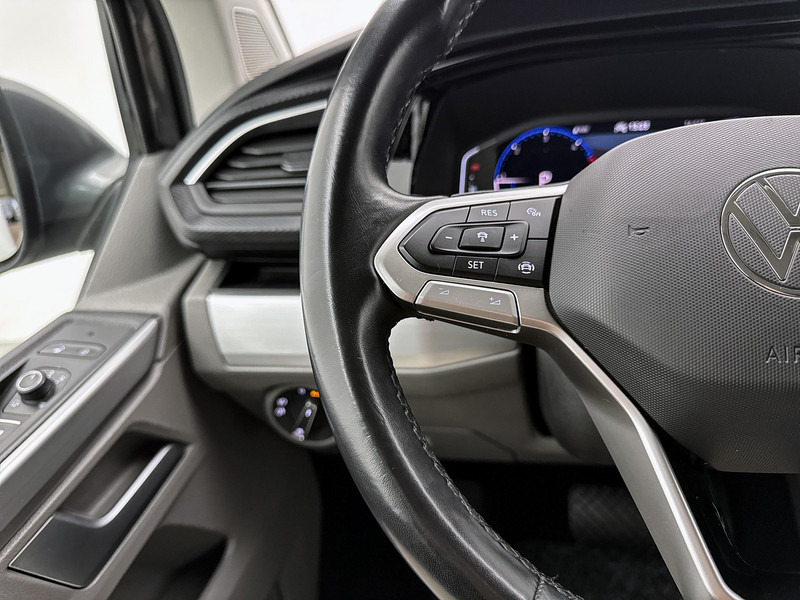 Leasing of Volkswagen Transporter 2.0 TDI L2H1 28 Bulli Leder Adaptieve cruise control Virtual cockpit Navigatie Led Trekhaak Volkswagen Transporter 2.0 TDI L2H1 28 Bulli Leder Adaptieve cruise control Virtual cockpit Navigatie Led Trekhaak: picture 8
