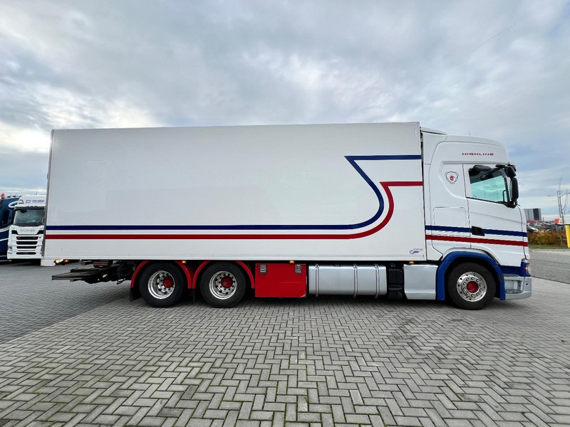 Scania S450 NGT 6x2 Koelwagen Retarder / Dhollandia / Bloenenmaat - Refrigerated truck: picture 4 Scania S450 NGT 6x2 Koelwagen Retarder / Dhollandia / Bloenenmaat - Refrigerated truck: picture 4