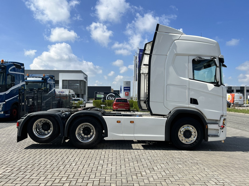 Scania R540 6x2 NGS 6x2 Trekker Retarder / Highline / 572.222 km - Tractor unit: picture 4 Scania R540 6x2 NGS 6x2 Trekker Retarder / Highline / 572.222 km - Tractor unit: picture 4