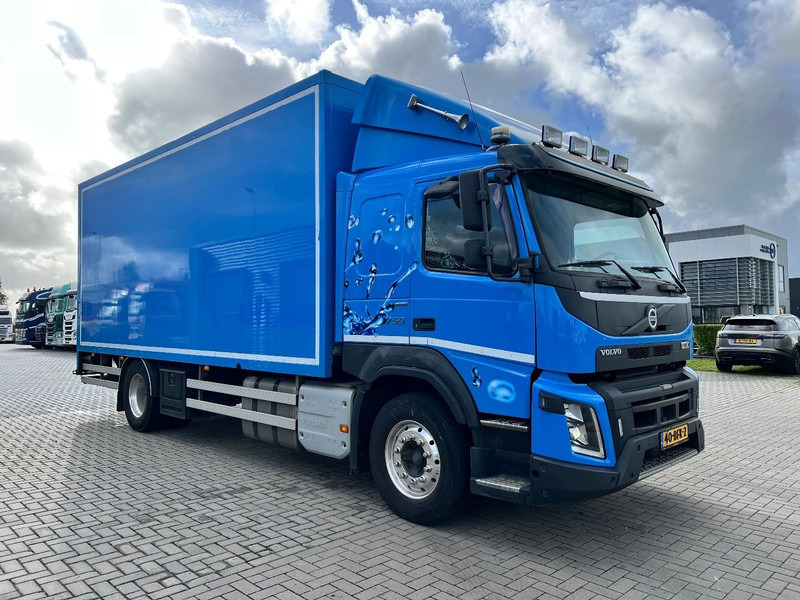 Volvo FMX 330 4X2 Bakwagen Dynamic Steering/ Only 385.000km - Box truck: picture 3 Volvo FMX 330 4X2 Bakwagen Dynamic Steering/ Only 385.000km - Box truck: picture 3