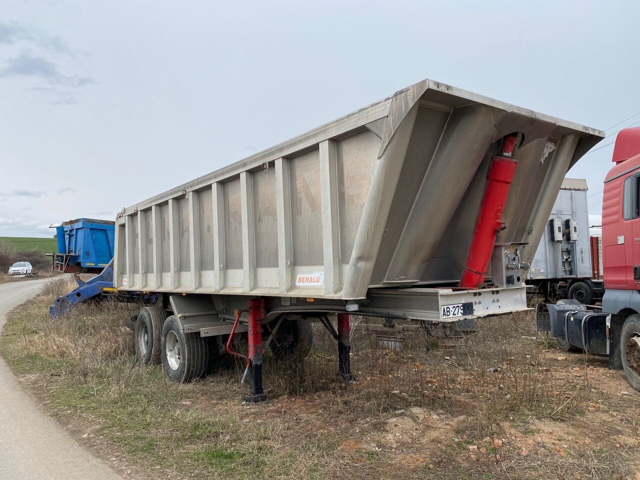 Benalu Full Aluminiu* 2008* AGREGATE - Tipper semi-trailer: picture 2 Benalu Full Aluminiu* 2008* AGREGATE - Tipper semi-trailer: picture 2