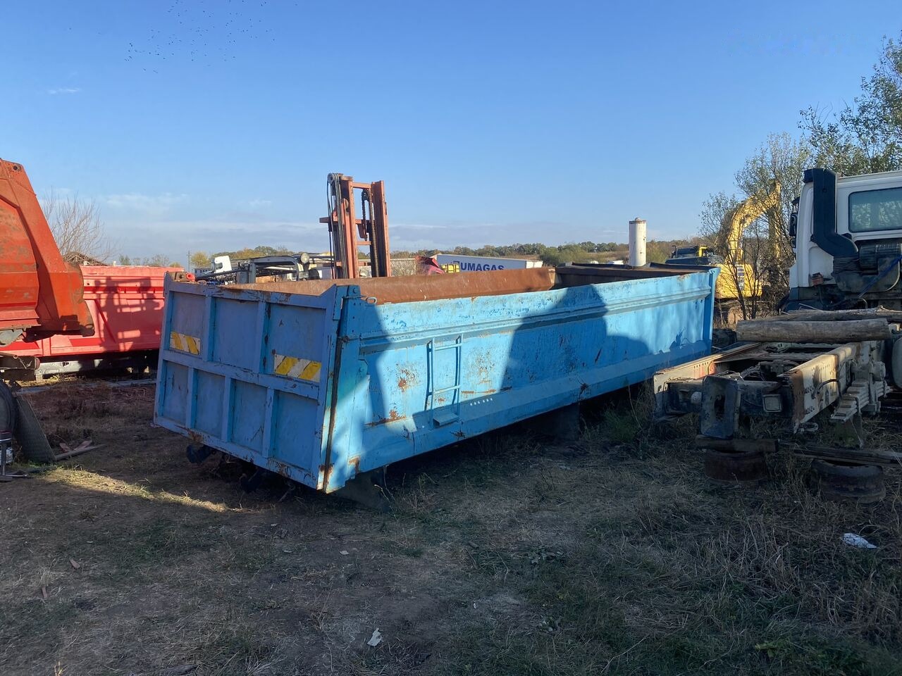 Hyva bena originala DAF 8x4 cu semisasiu si cilindru basculare - Tipper body: picture 2 Hyva bena originala DAF 8x4 cu semisasiu si cilindru basculare - Tipper body: picture 2