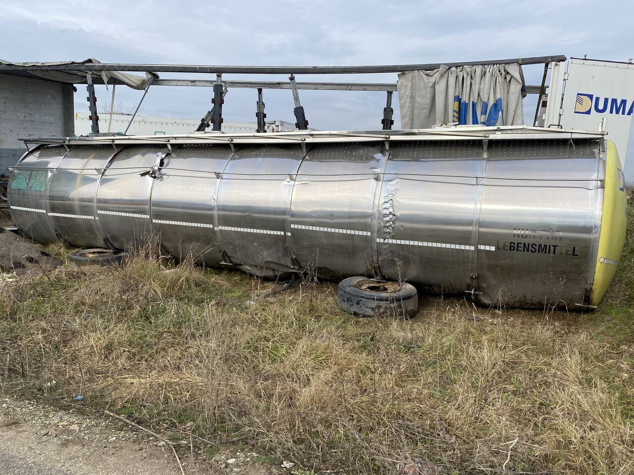 Magyar REZERVOR CISTERNA INOX ALIMENTAR in stare buna - Tank container: picture 4 Magyar REZERVOR CISTERNA INOX ALIMENTAR in stare buna - Tank container: picture 4