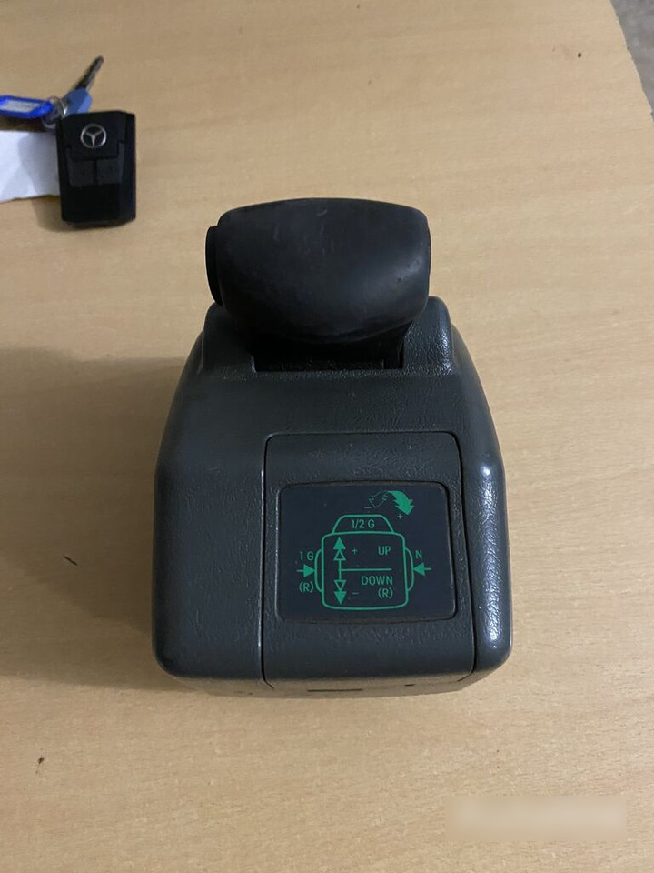Mercedes-Benz Selector Lever Module, transmission shift , schimbator actros se truck - Gear stick for Truck: picture 1 Mercedes-Benz Selector Lever Module, transmission shift , schimbator actros se truck - Gear stick for Truck: picture 1