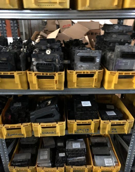 Mercedes-Benz actros MP 2 / MP 3 - ECU for Truck: picture 1 Mercedes-Benz actros MP 2 / MP 3 - ECU for Truck: picture 1