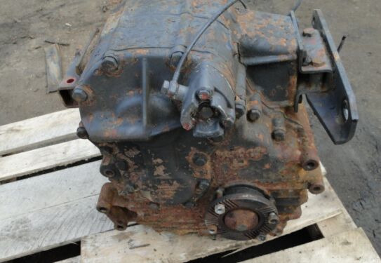 Mercedes-Benz VG900 3W/1.691 750813 Mercedes-Benz 1824 - Transmission for Truck: picture 1 Mercedes-Benz VG900 3W/1.691 750813 Mercedes-Benz 1824 - Transmission for Truck: picture 1