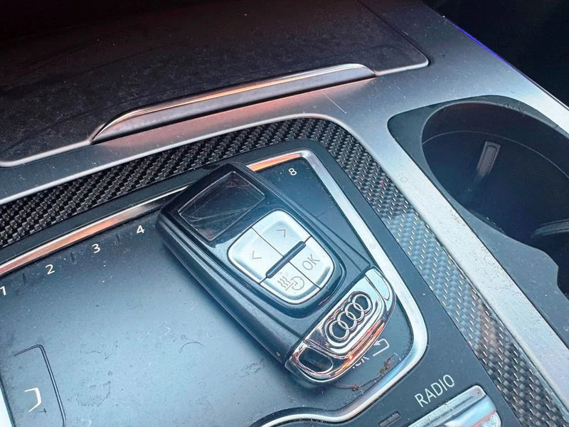 SUV Audi SQ7 Black Edition. panoramo sun roof. . oil heater. head up display. 21" alu weels. night vision. B&O sound system.: picture 18