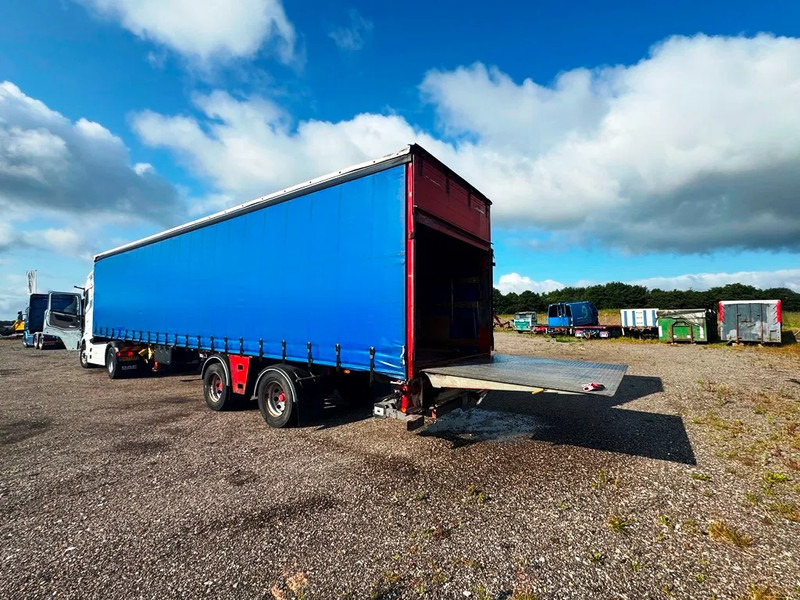 DANSON City Trailer Gardin with lift - Autotransporter semi-trailer: picture 3 DANSON City Trailer Gardin with lift - Autotransporter semi-trailer: picture 3