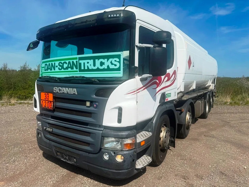 Scania P380 P380 8x2*6 .ADR/FL . 24200 L Tank - Air / Air suspension. - Tanker truck: picture 4 Scania P380 P380 8x2*6 .ADR/FL . 24200 L Tank - Air / Air suspension. - Tanker truck: picture 4