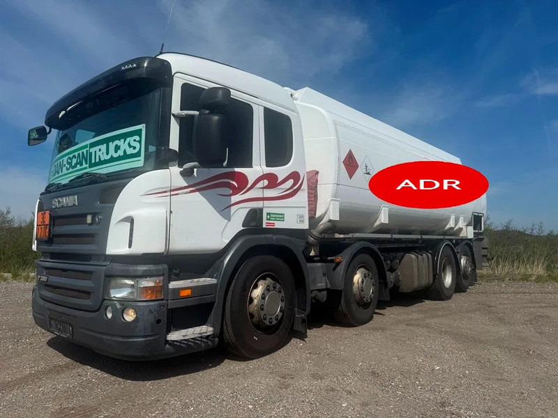 Scania P380 P380 8x2*6 .ADR/FL . 24200 L Tank - Air / Air suspension. - Tanker truck: picture 1 Scania P380 P380 8x2*6 .ADR/FL . 24200 L Tank - Air / Air suspension. - Tanker truck: picture 1