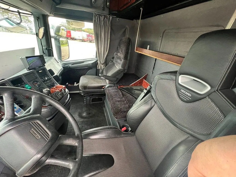 Cab chassis truck Scania T124-420 Chassi No Box. Exaust Miljø filter.: picture 6 Cab chassis truck Scania T124-420 Chassi No Box. Exaust Miljø filter.: picture 6