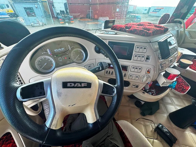 Tractor unit DAF XF 510 Special Interior. Air / Air suspension. Hydr. system.: picture 12