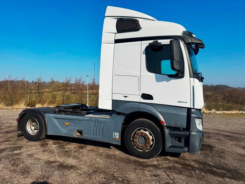Tractor unit Mercedes-Benz Actros 1843 Euro 6.: picture 6