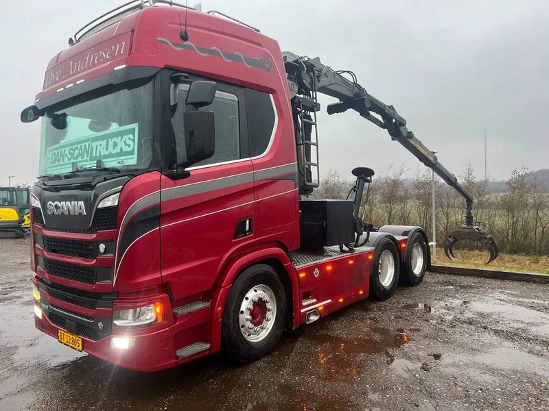 Scania R650 V8 NGS Special Interior. Crane on looks . 6x4 - Tractor unit: picture 5 Scania R650 V8 NGS Special Interior. Crane on looks . 6x4 - Tractor unit: picture 5