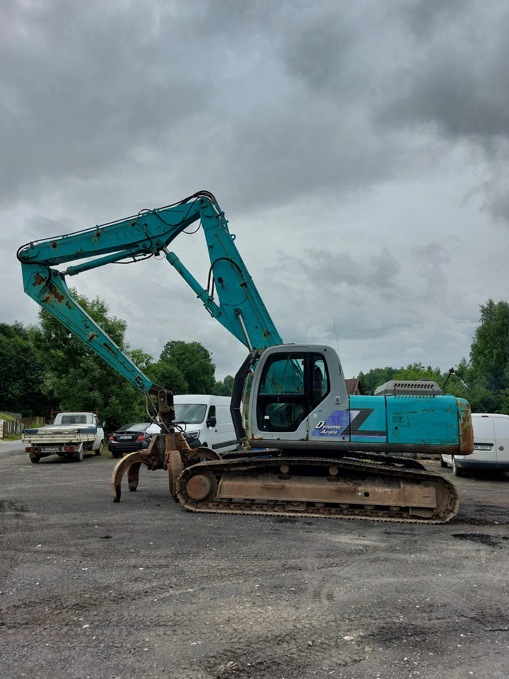 KOBELCO SK220 - Material handler: picture 3 KOBELCO SK220 - Material handler: picture 3