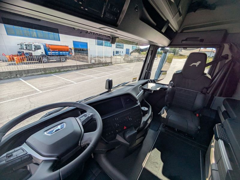 TRATTORE STRADALE MAN TGX 560hp NUOVO TGX 18.560 4x2 LL SA - Tractor unit: picture 5 TRATTORE STRADALE MAN TGX 560hp NUOVO TGX 18.560 4x2 LL SA - Tractor unit: picture 5