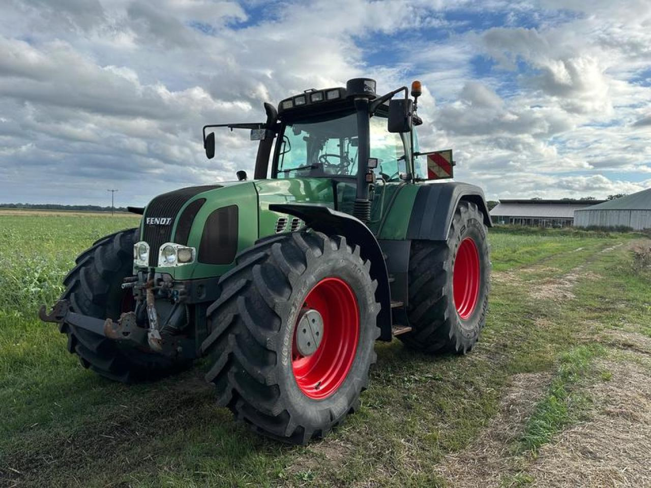 Fendt VARIO 924 - Farm tractor: picture 1 Fendt VARIO 924 - Farm tractor: picture 1