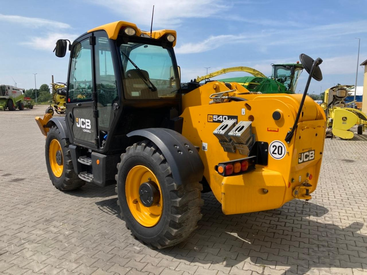 JCB 540-140 - Telescopic handler: picture 3 JCB 540-140 - Telescopic handler: picture 3