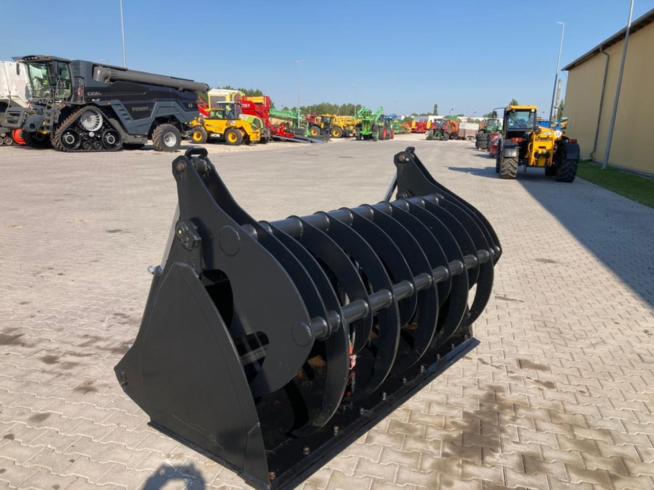 LSB SILAGEGREIFSCHAUFEL - Loader bucket: picture 2 LSB SILAGEGREIFSCHAUFEL - Loader bucket: picture 2
