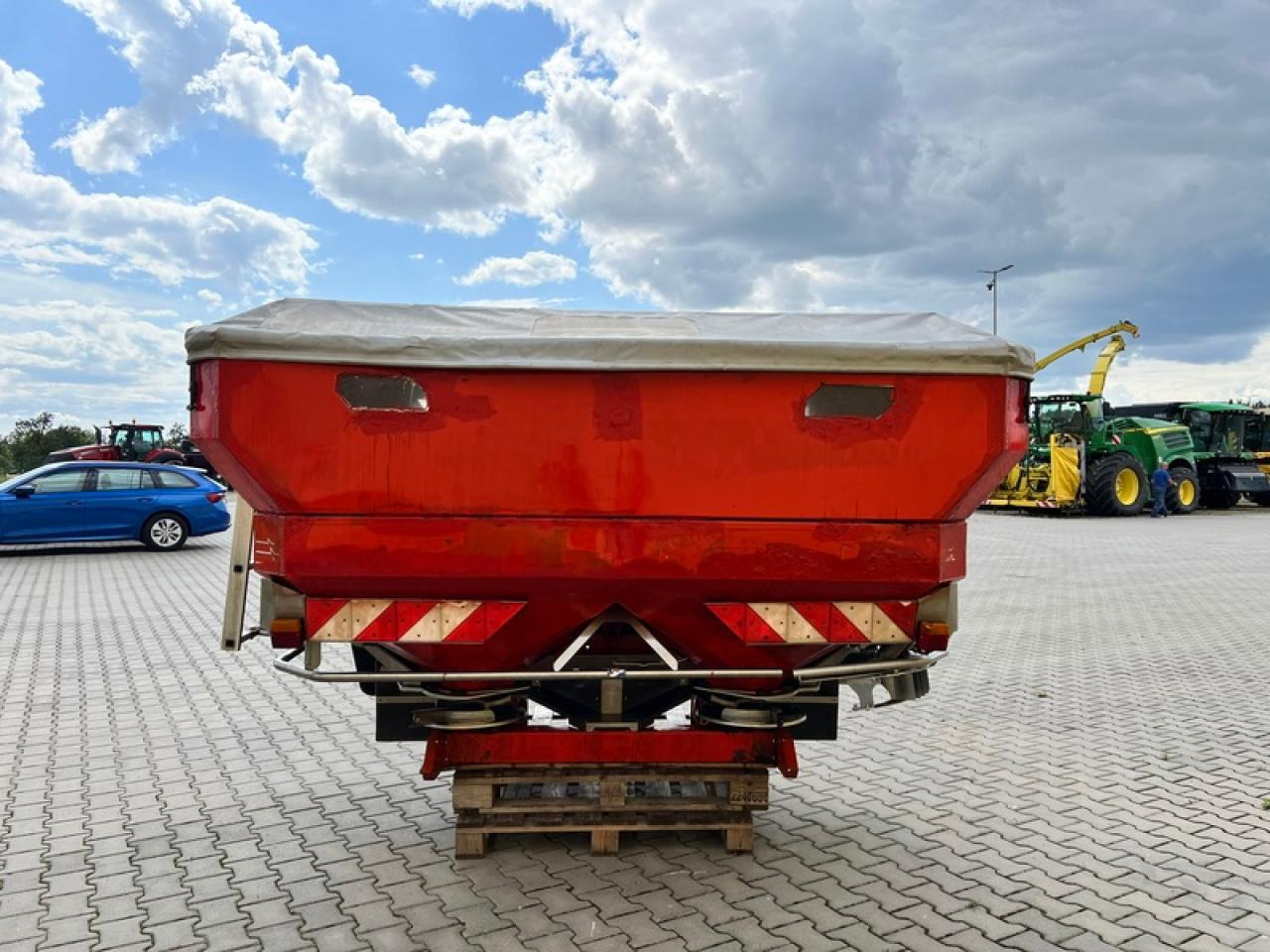 Rauch AXIS - Fertilizer spreader: picture 2 Rauch AXIS - Fertilizer spreader: picture 2