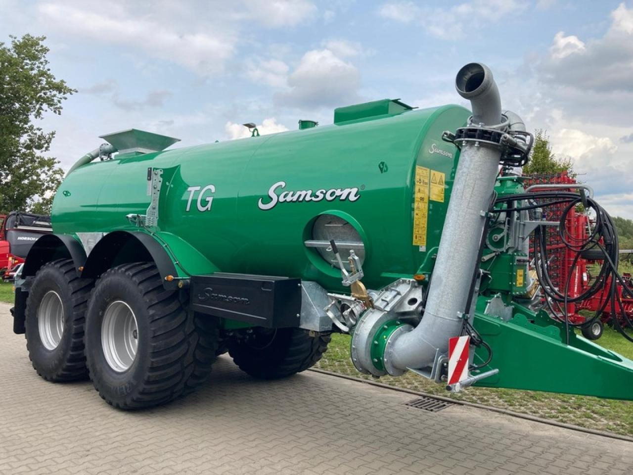 Samson TG 18 + VOGELSANG BLACK BIRD 15 - Slurry tanker: picture 1 Samson TG 18 + VOGELSANG BLACK BIRD 15 - Slurry tanker: picture 1