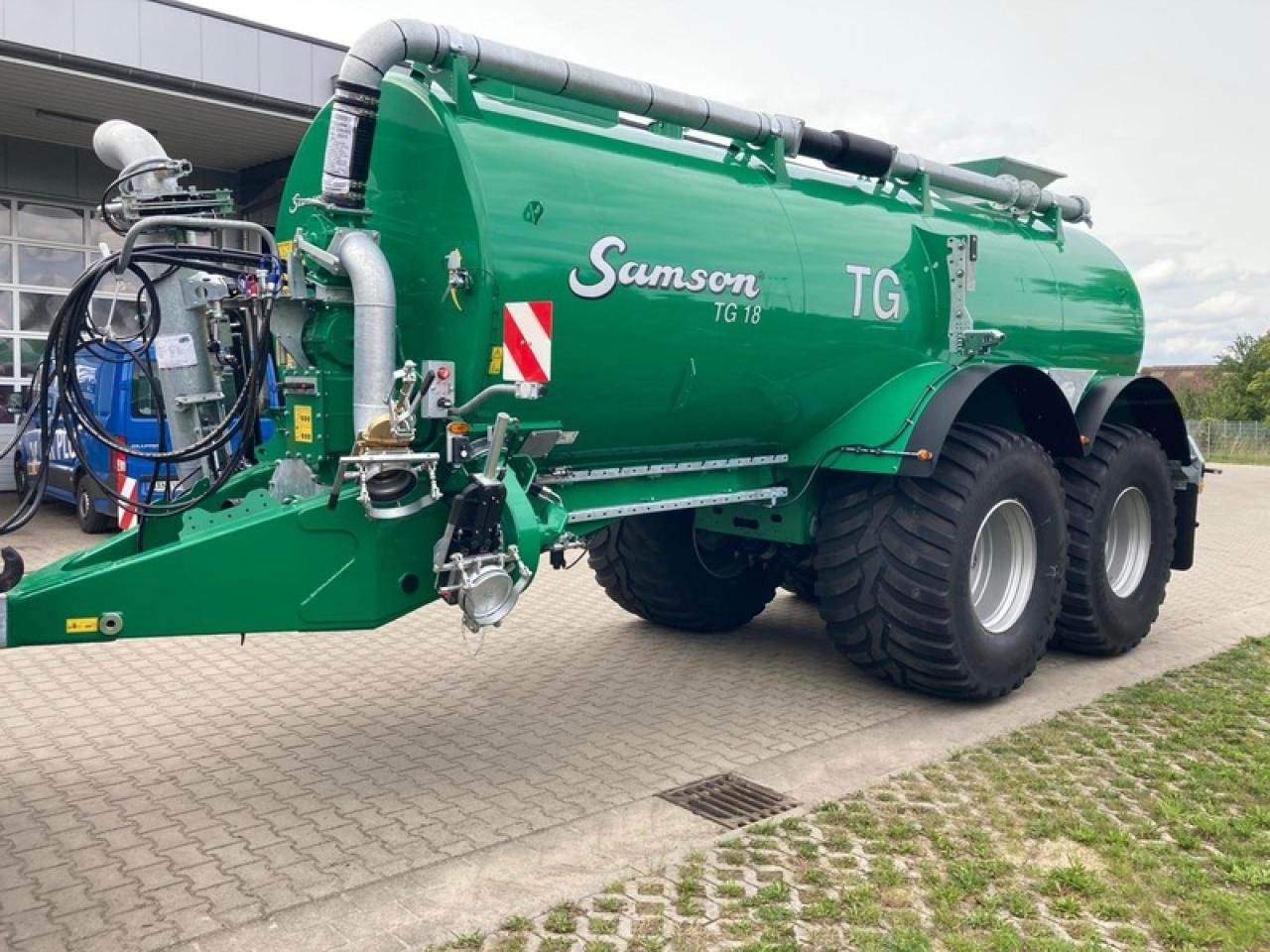 Samson TG 18 + VOGELSANG BLACK BIRD 15 - Slurry tanker: picture 4 Samson TG 18 + VOGELSANG BLACK BIRD 15 - Slurry tanker: picture 4