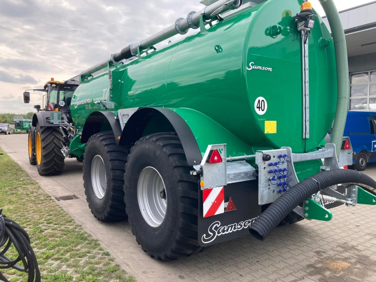 Samson TG 18 + VOGELSANG BLACK BIRD 15 - Slurry tanker: picture 3 Samson TG 18 + VOGELSANG BLACK BIRD 15 - Slurry tanker: picture 3