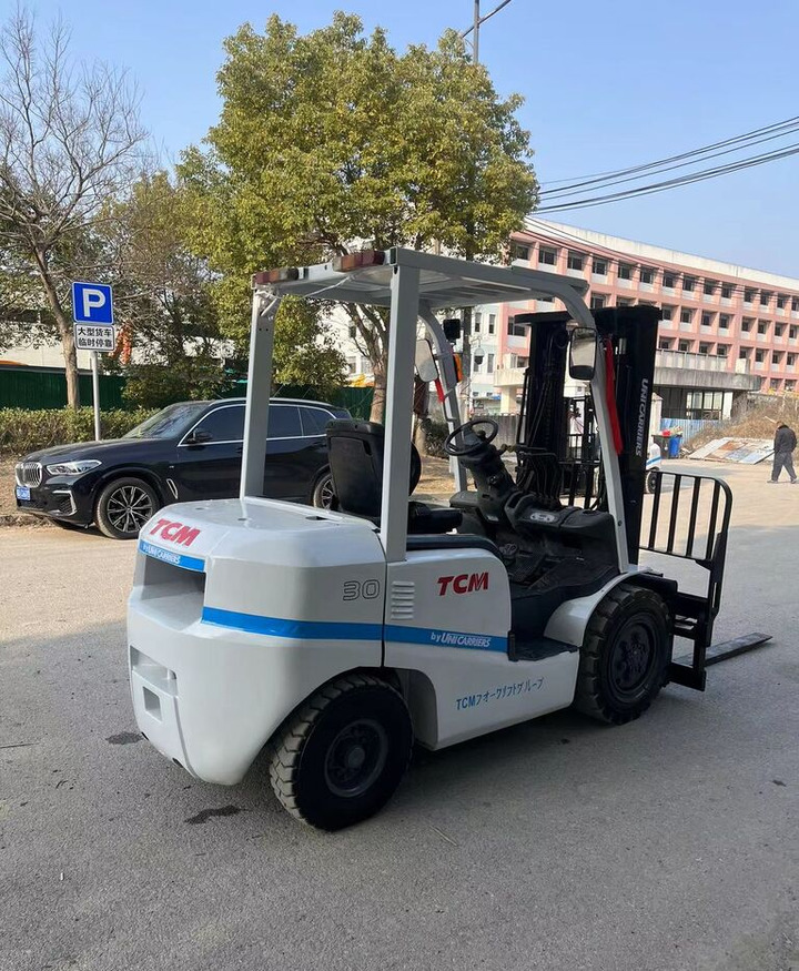 TCM FD30 FD50 FD100 FD80 3ton 5ton - Diesel forklift: picture 5 TCM FD30 FD50 FD100 FD80 3ton 5ton - Diesel forklift: picture 5
