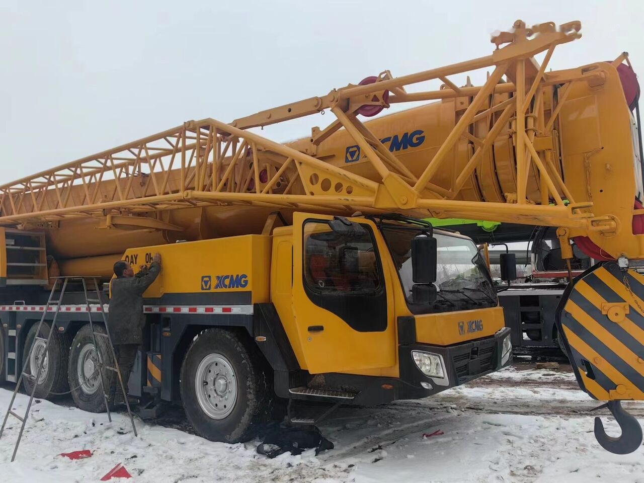 XCMG QAY200 - Mobile crane: picture 3 XCMG QAY200 - Mobile crane: picture 3