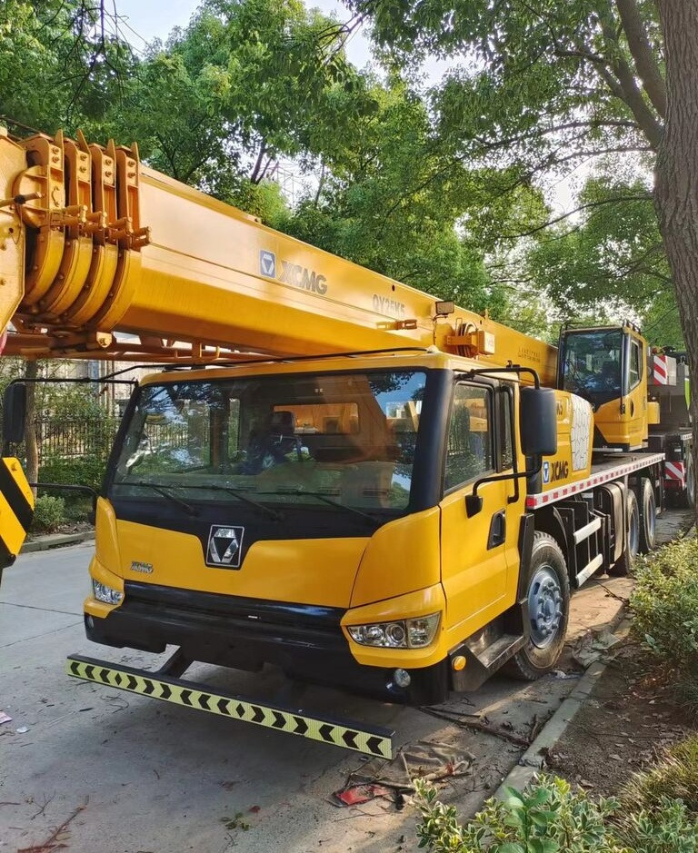 XCMG QY25K5 - Mobile crane: picture 1 XCMG QY25K5 - Mobile crane: picture 1