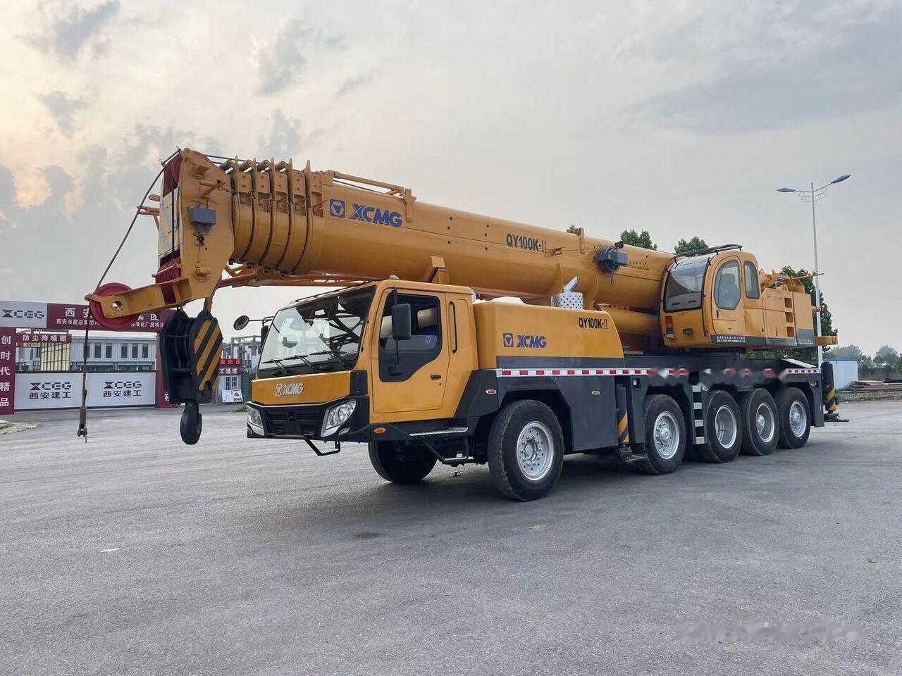 XCMG QY90K QY30K QY50K QY70K QAY200 truck crane - Mobile crane: picture 1 XCMG QY90K QY30K QY50K QY70K QAY200 truck crane - Mobile crane: picture 1
